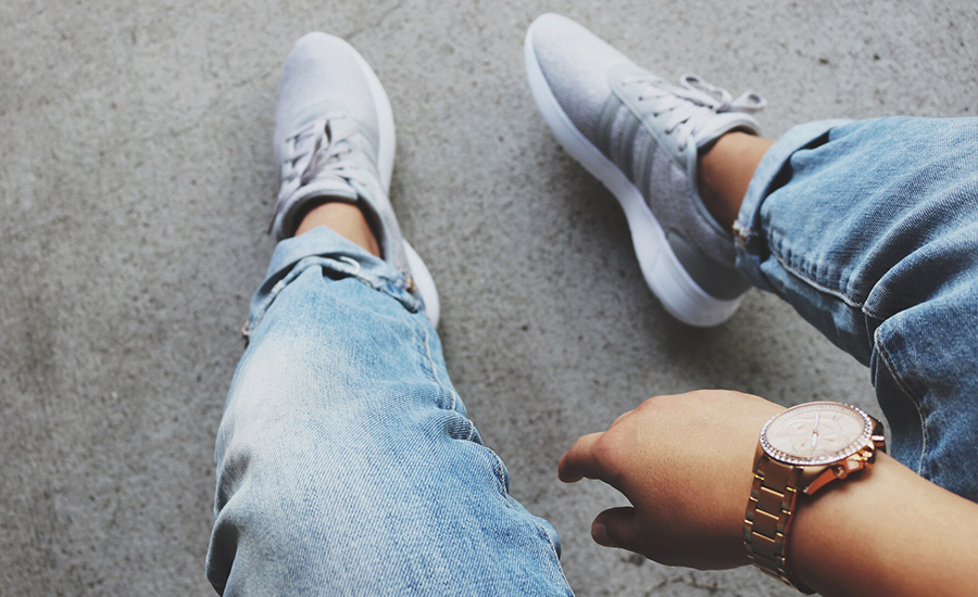 foto-scarpe-orologiio-eiaculazione-.jpg
